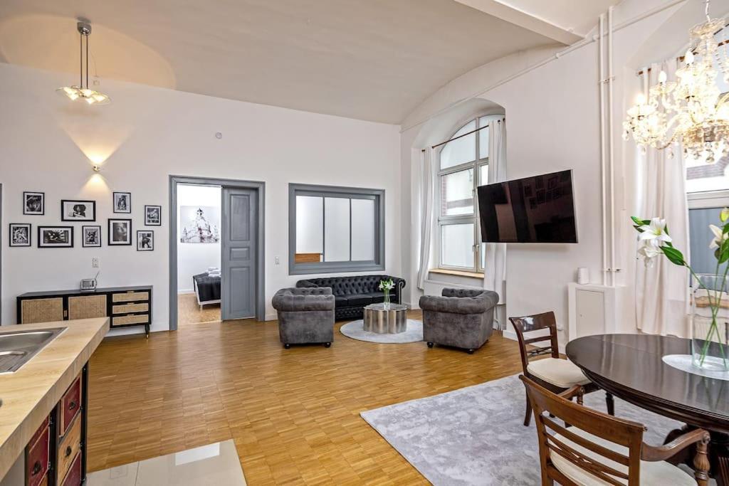 Loft Im Denkmal N°2 Apartment ไฮเดอเนา ภายนอก รูปภาพ